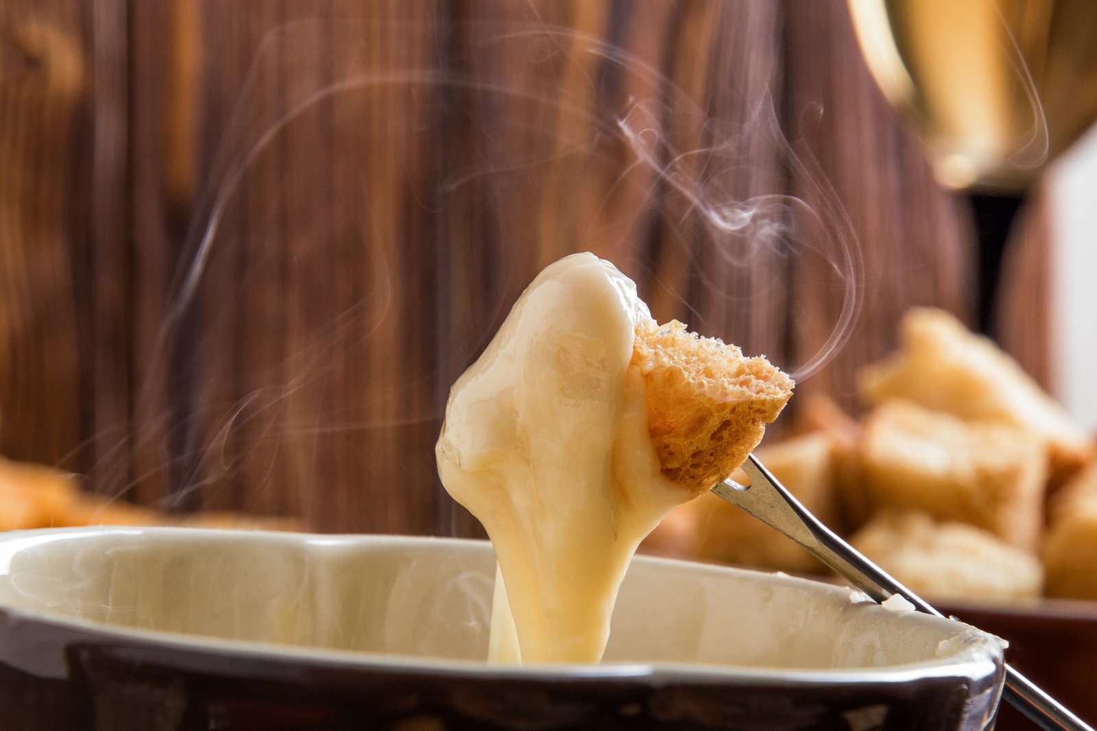 FONDUE NIGHTS AT CAFÉ MONTMARTRE! 